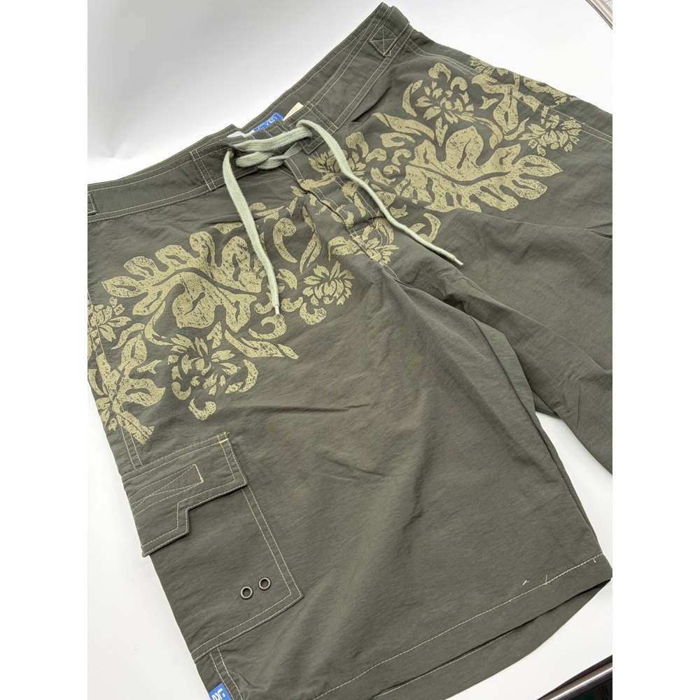 Vintage Levis L2 Board Shorts Mens Sz 36 Green Floral Hibiscus Nylon Cargo Swim